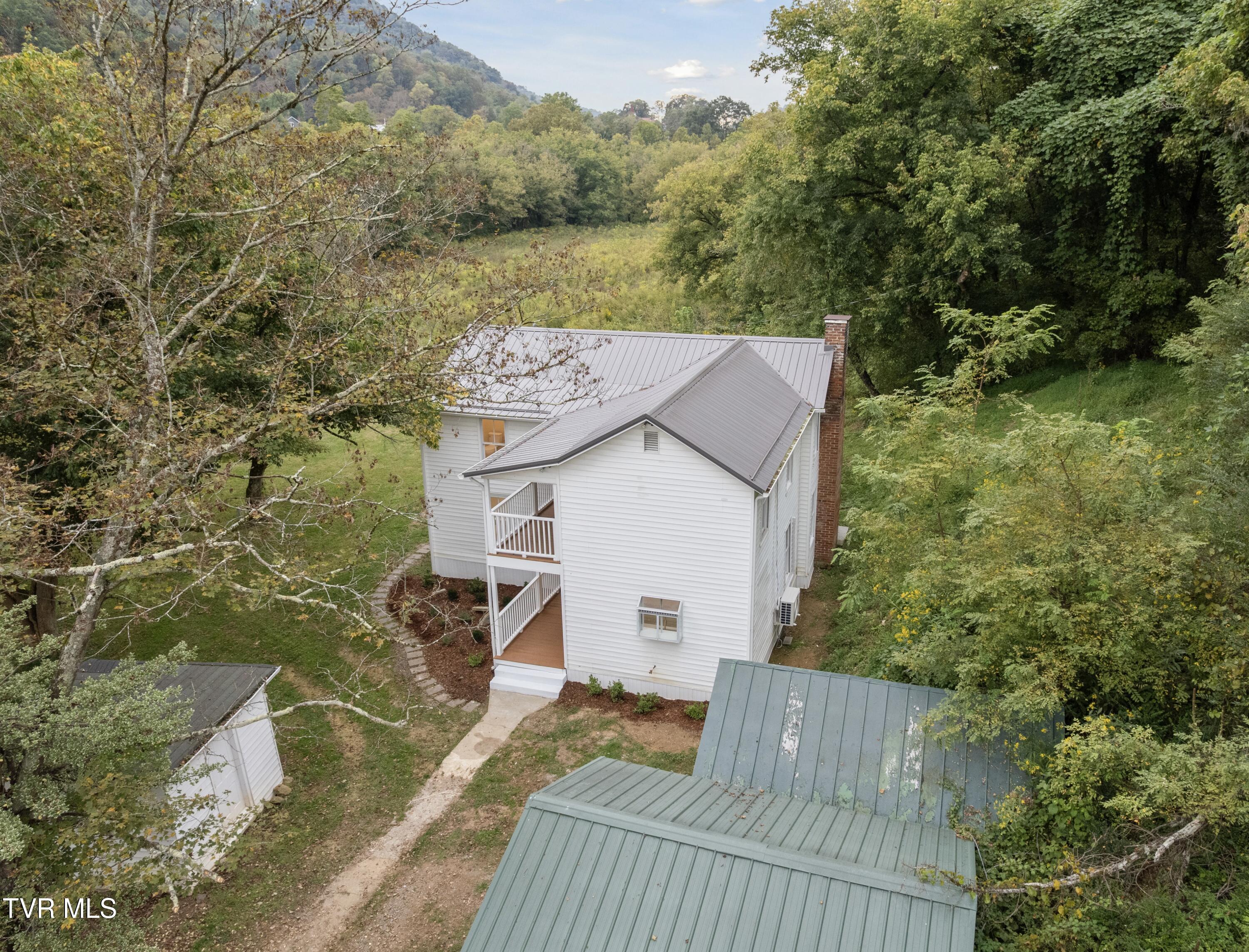 630 Artrip Road Cleveland, VA 24225 - Photo 43 of 43 IMG_0388