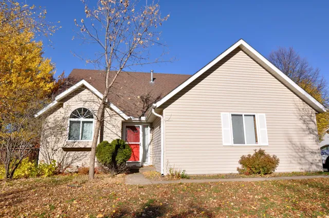 $345,000 | 1017 Larch Street, Farmington, MN 55024