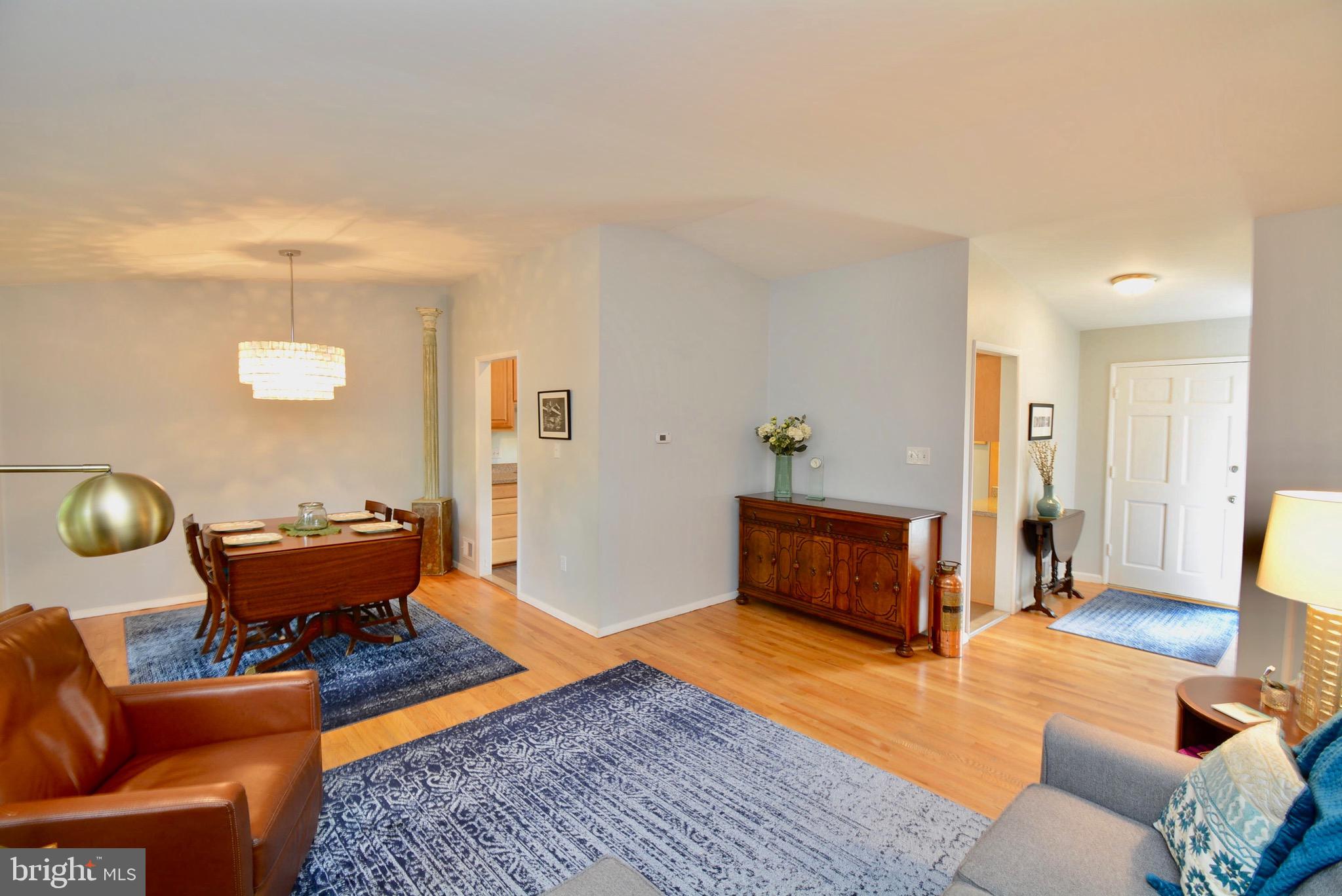 6330 Alberta Street Springfield, VA 22152 - Photo 22 of 50 Living room looking into foyer
