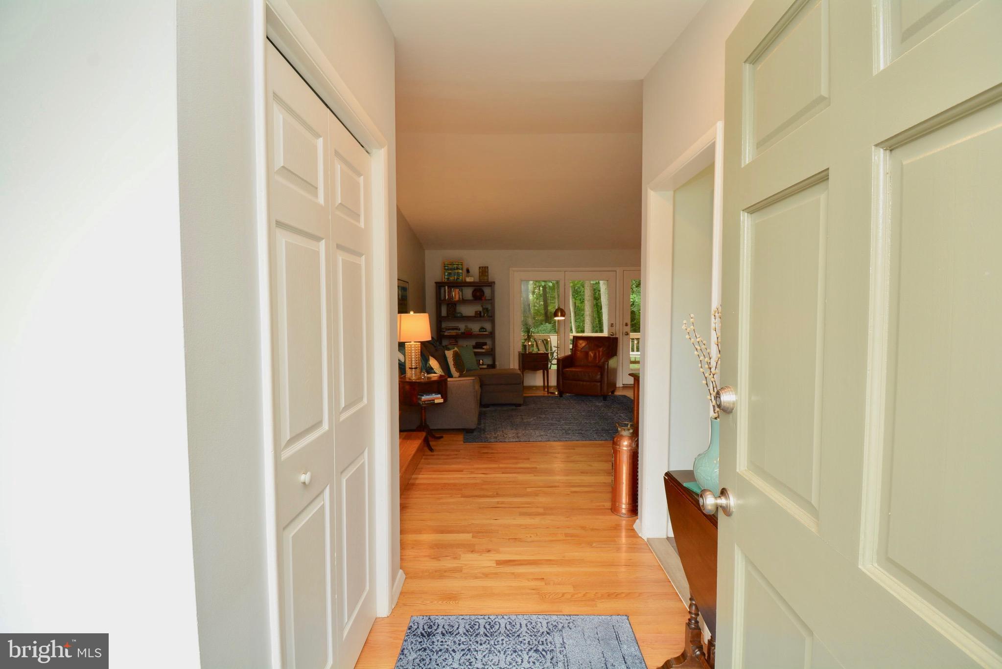 6330 Alberta Street Springfield, VA 22152 - Photo 9 of 50 Gallery Image 9