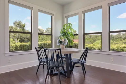 $1,375,000 | 802 Crestone Stream Drive, Lakeway, TX 78738