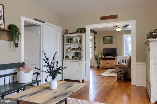 $899,900 | 335 North Clay Road, Lititz, PA 17543