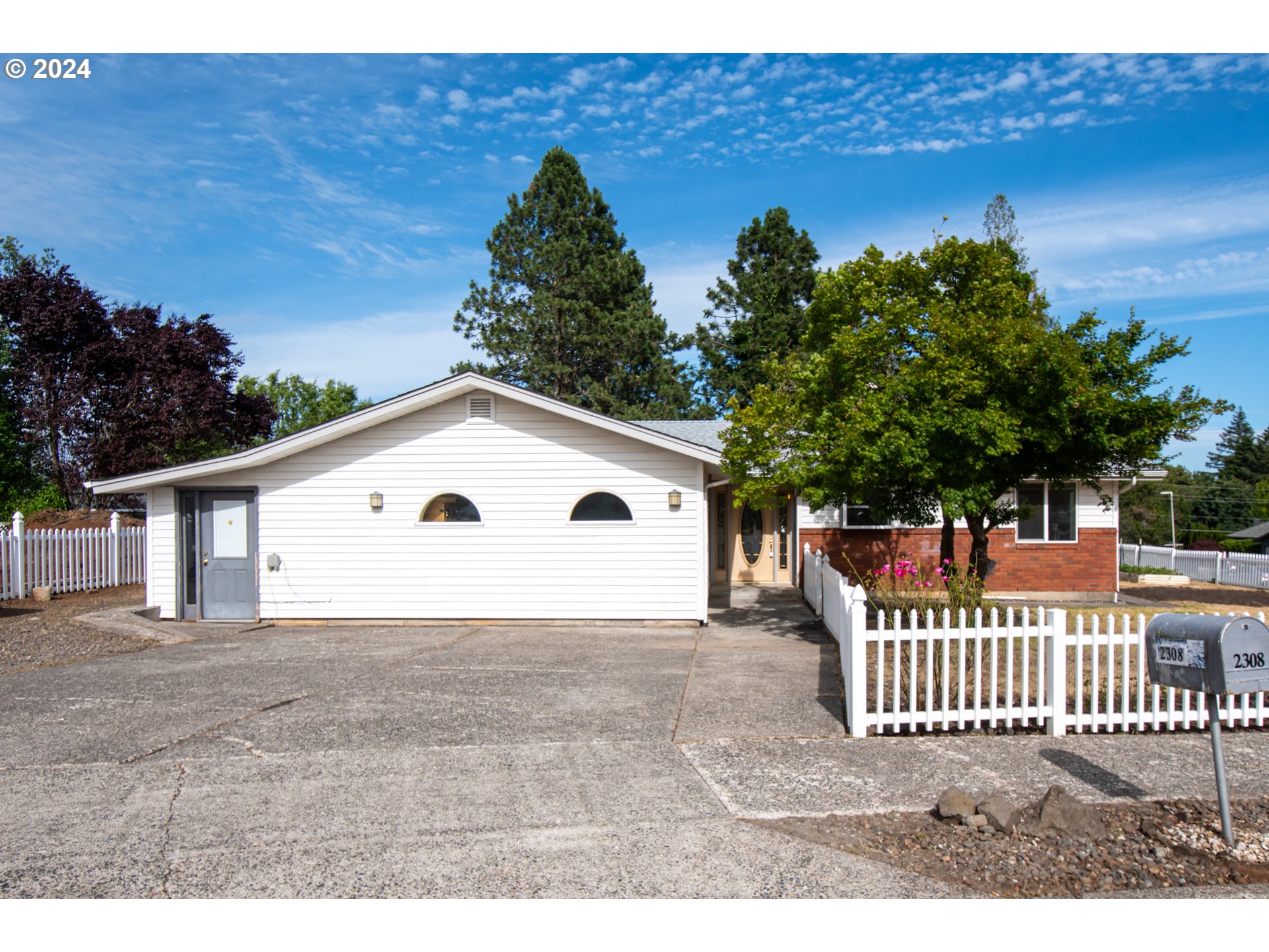 2308 Northwest Galaxy Street Camas, WA 98607 - Photo 1 of 35 Gallery Image 1