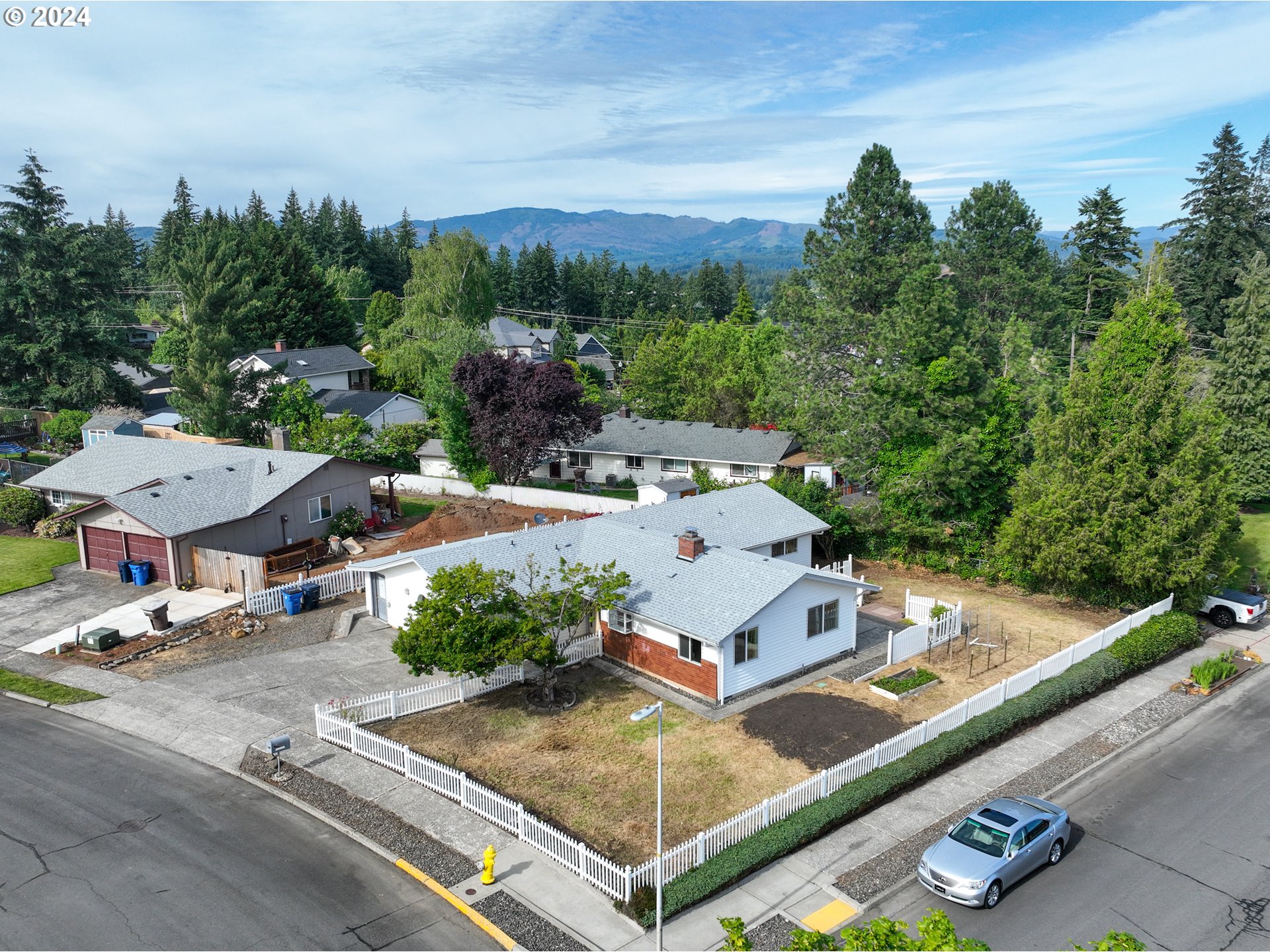 2308 Northwest Galaxy Street Camas, WA 98607 - Photo 2 of 35 Gallery Image 2