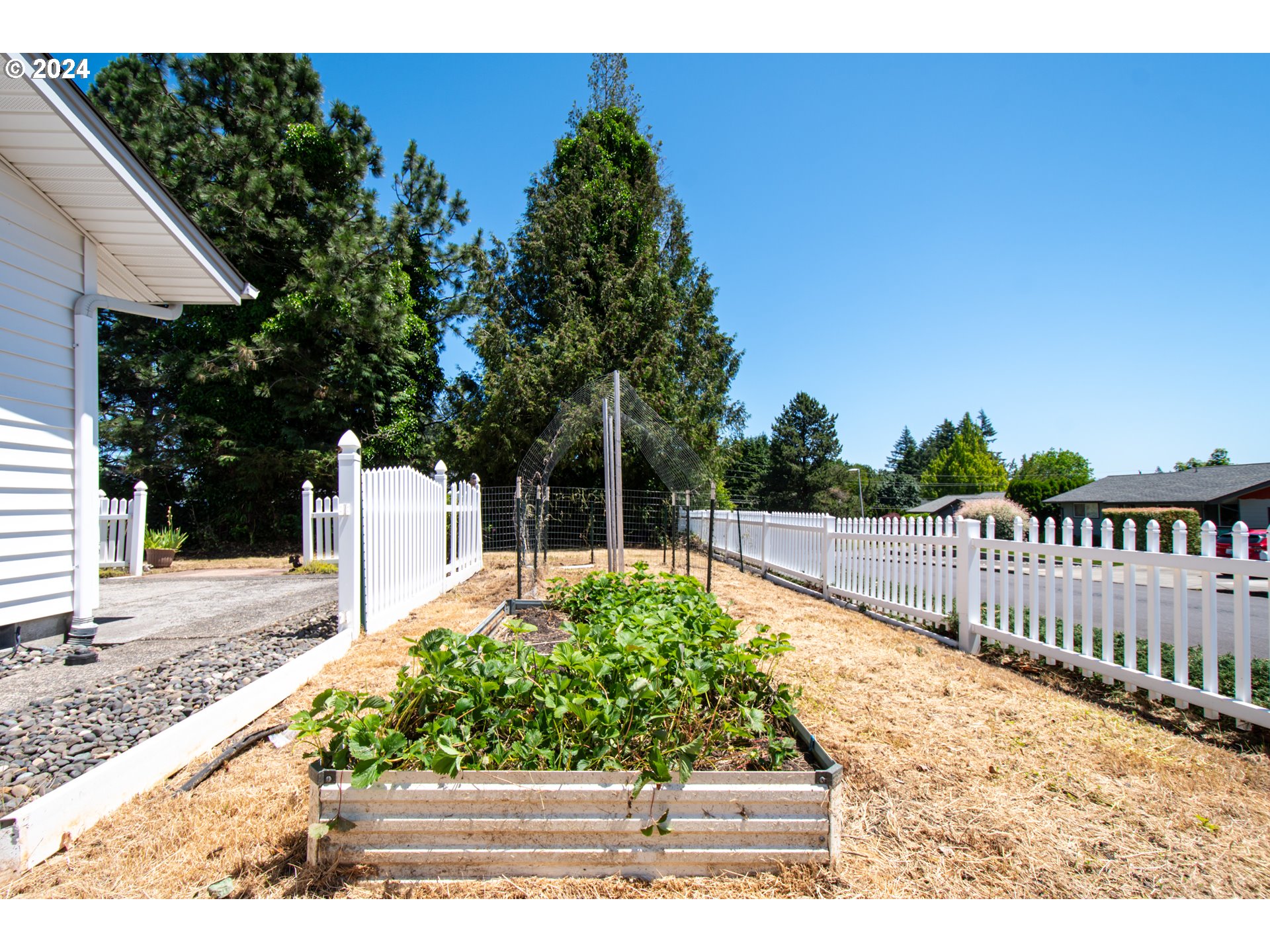 2308 Northwest Galaxy Street Camas, WA 98607 - Photo 31 of 35 Gallery Image 31
