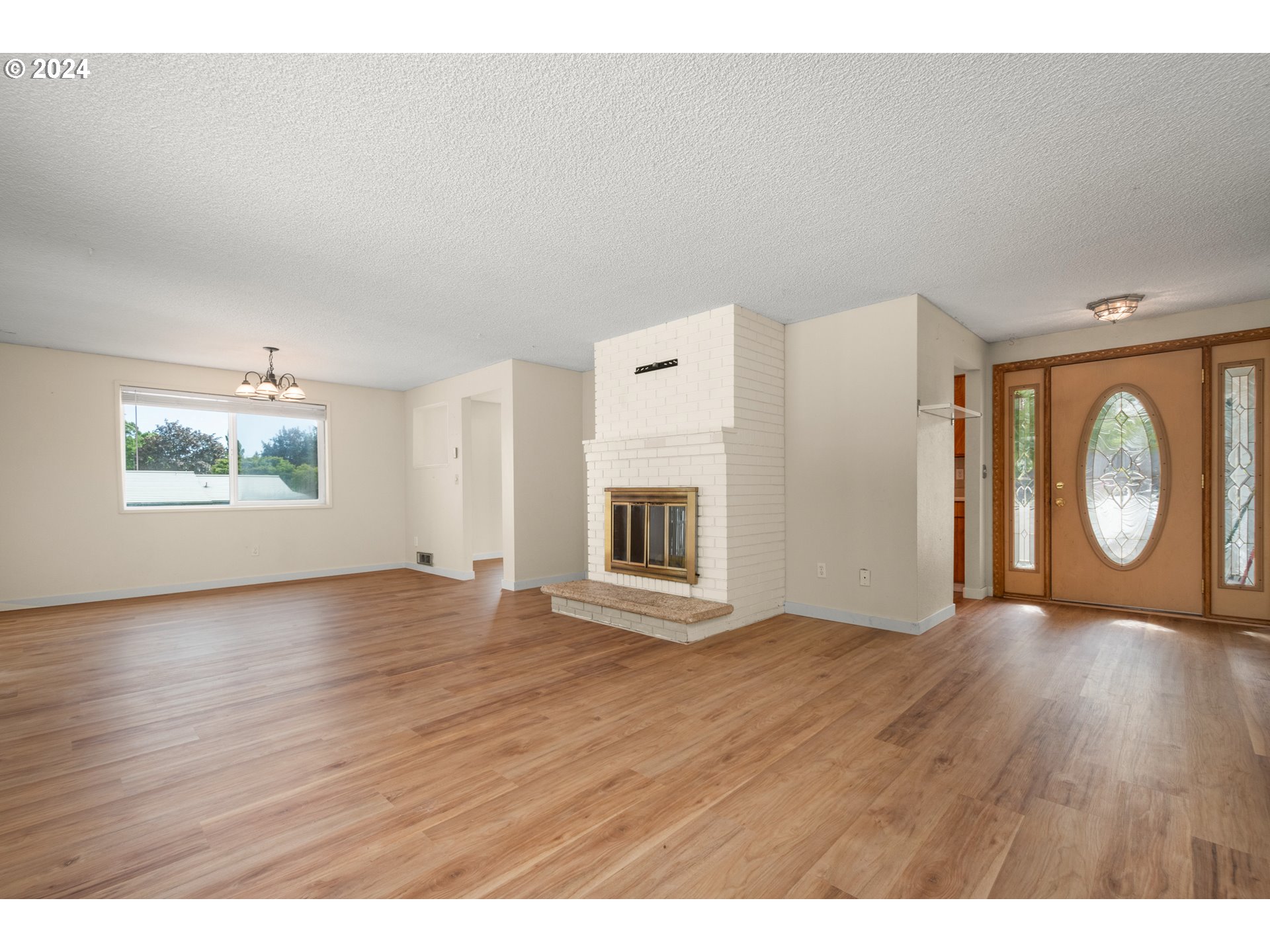 2308 Northwest Galaxy Street Camas, WA 98607 - Photo 6 of 35 Gallery Image 6