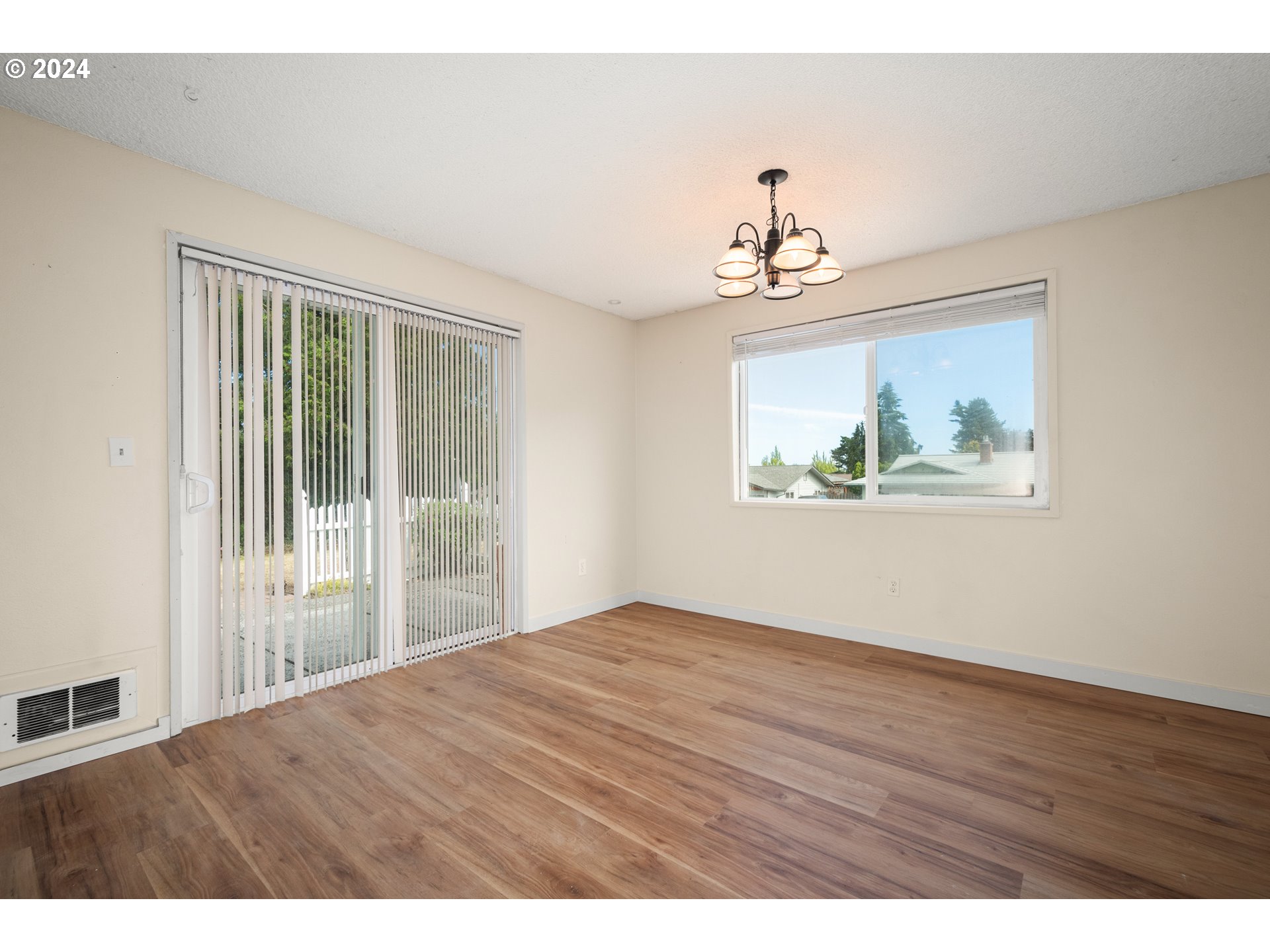 2308 Northwest Galaxy Street Camas, WA 98607 - Photo 8 of 35 Gallery Image 8