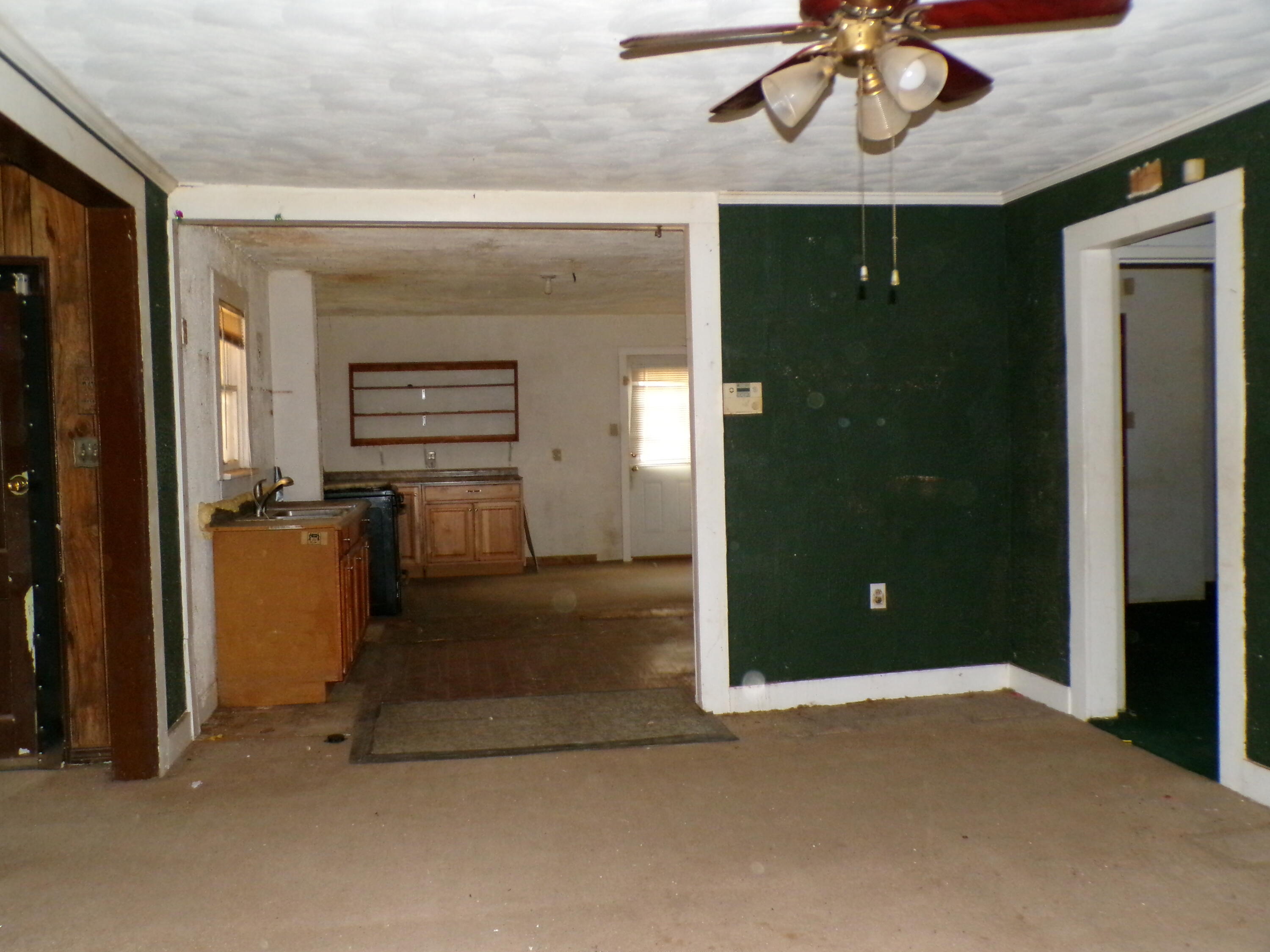 2819 Colgate Street Lubbock, TX 79415 - Photo 4 of 22 100_0137