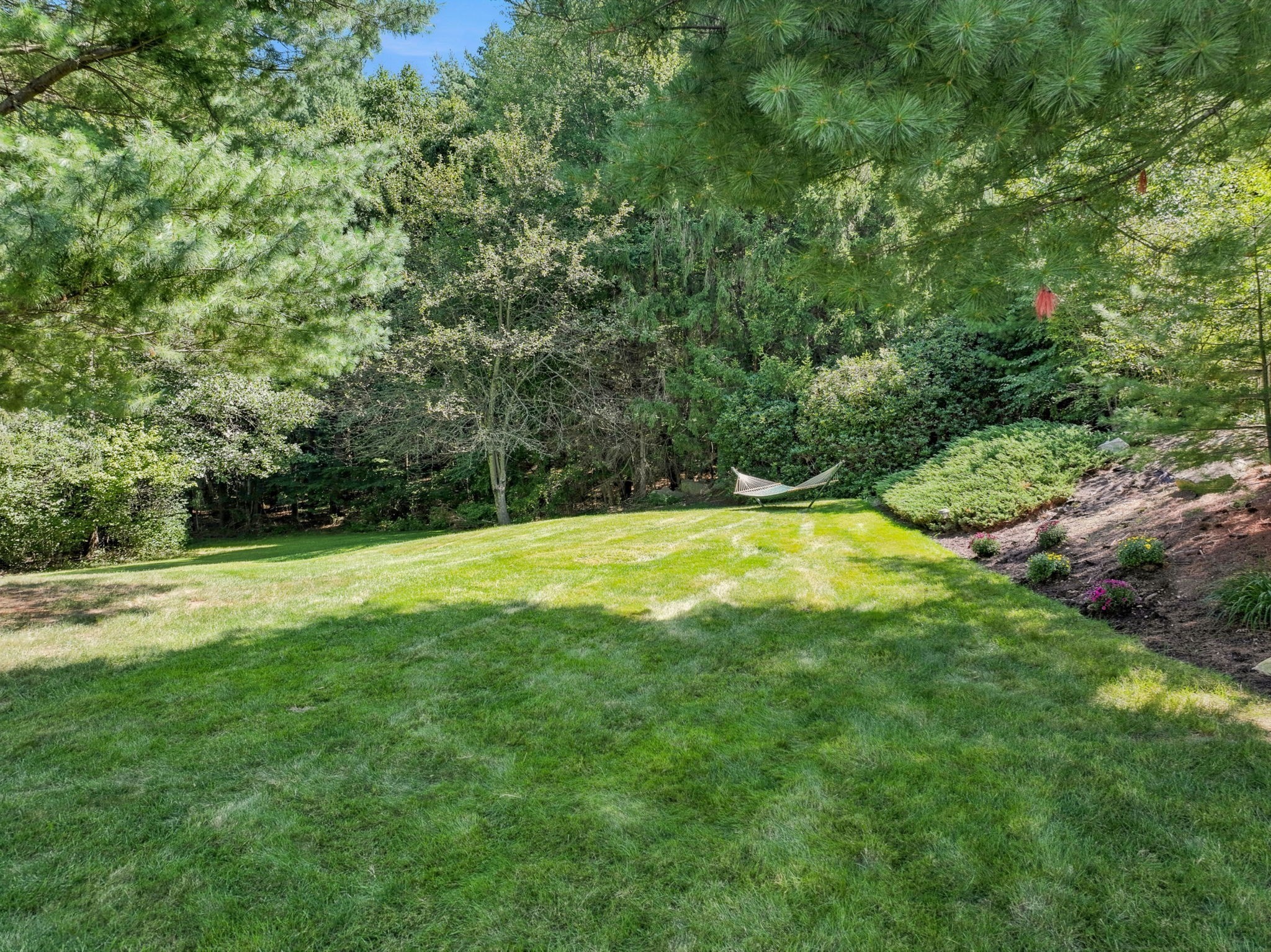 12 Daniel Shays Road Hopkinton, MA 01748 - Photo 8 of 37 Gallery Image 8