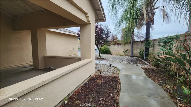 a view of a pathway of a house