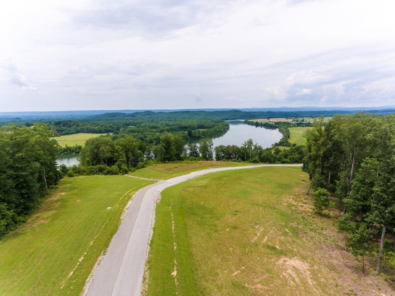 82 Espalier Drive, Unit LOT 82 Decatur, TN 37322 - Photo 3 of 16 Espalier Bay-3