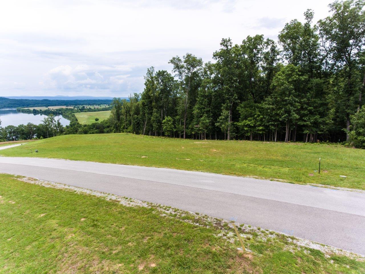 82 Espalier Drive, Unit LOT 82 Decatur, TN 37322 - Photo 5 of 16 Espalier Bay-5