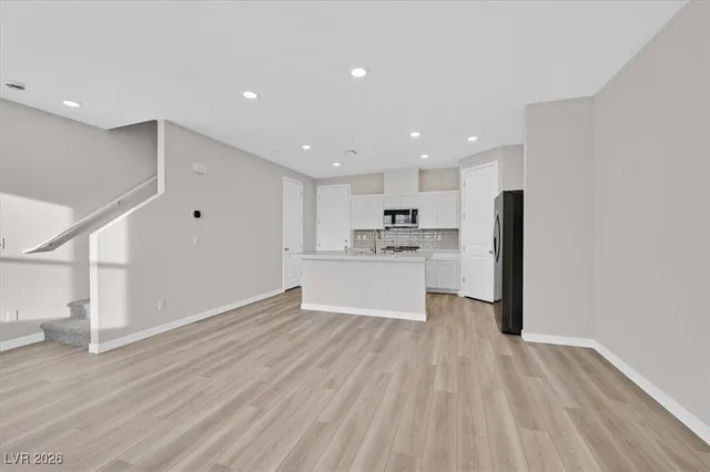 $2,500 | 8925 Grabill Spruce Street, Las Vegas, NV 89166