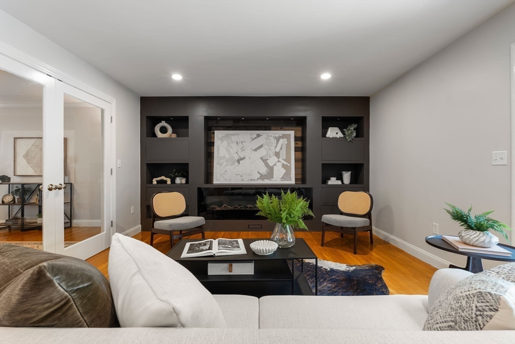107 Rowe Street Newton, MA 02466 - Photo 14 of 30