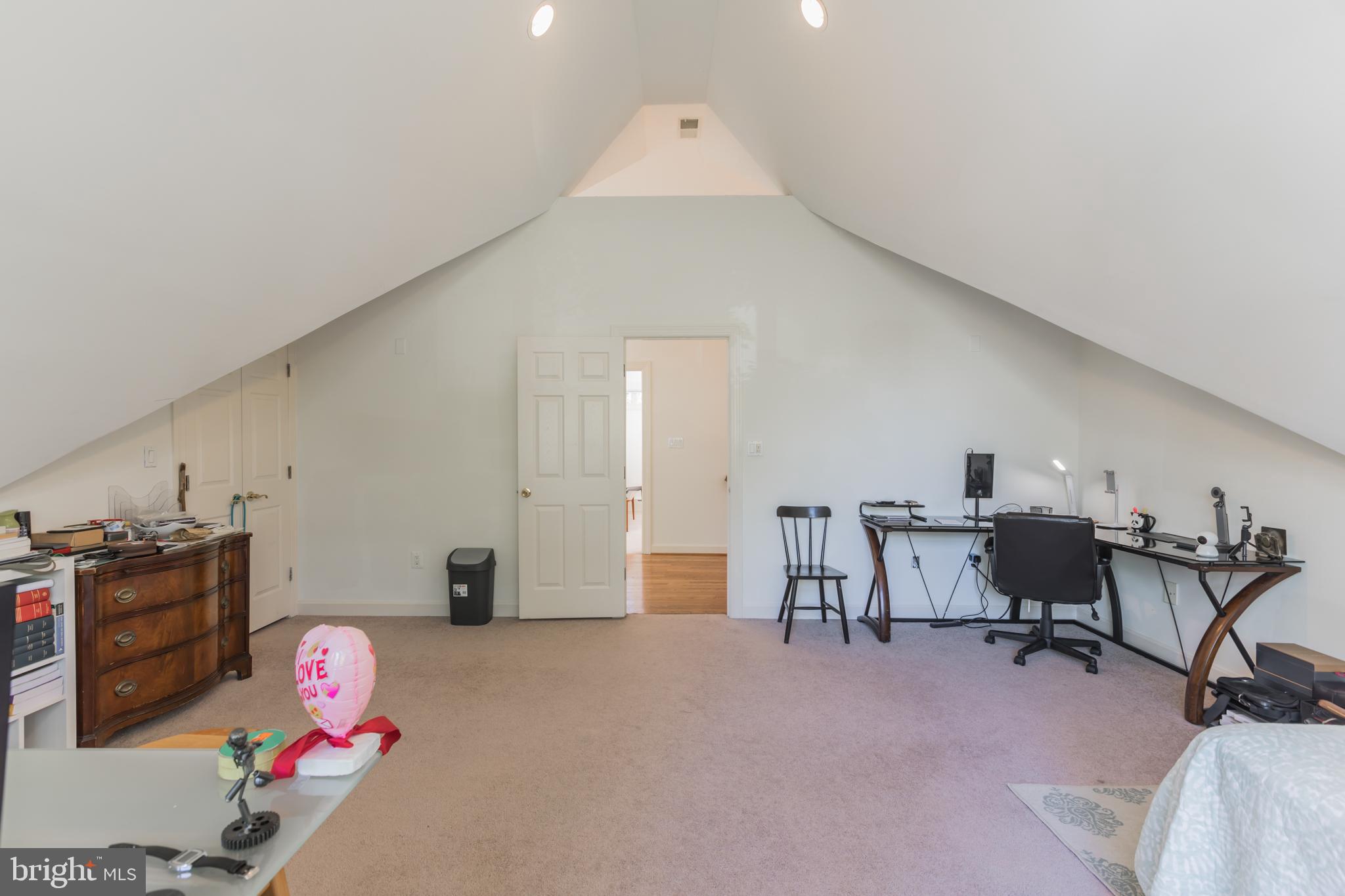 4850 Langdrum Lane Chevy Chase, MD 20815 - Photo 31 of 47
