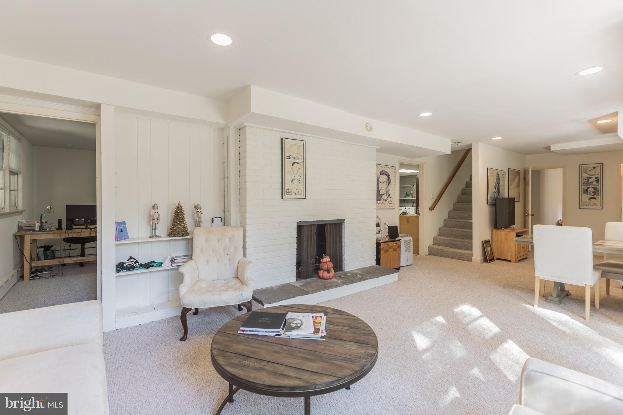 4850 Langdrum Lane Chevy Chase, MD 20815 - Photo 39 of 47