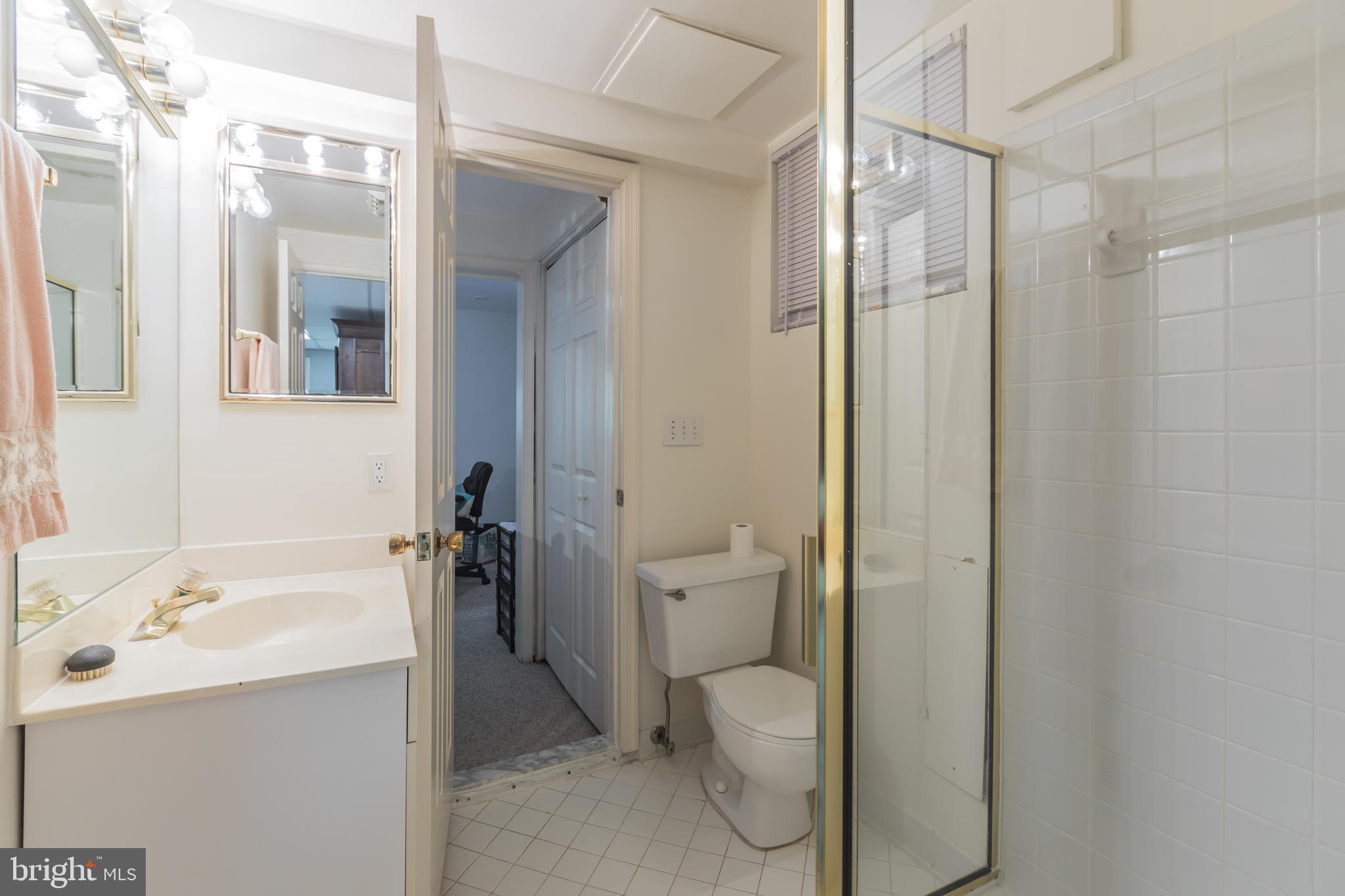 4850 Langdrum Lane Chevy Chase, MD 20815 - Photo 41 of 47