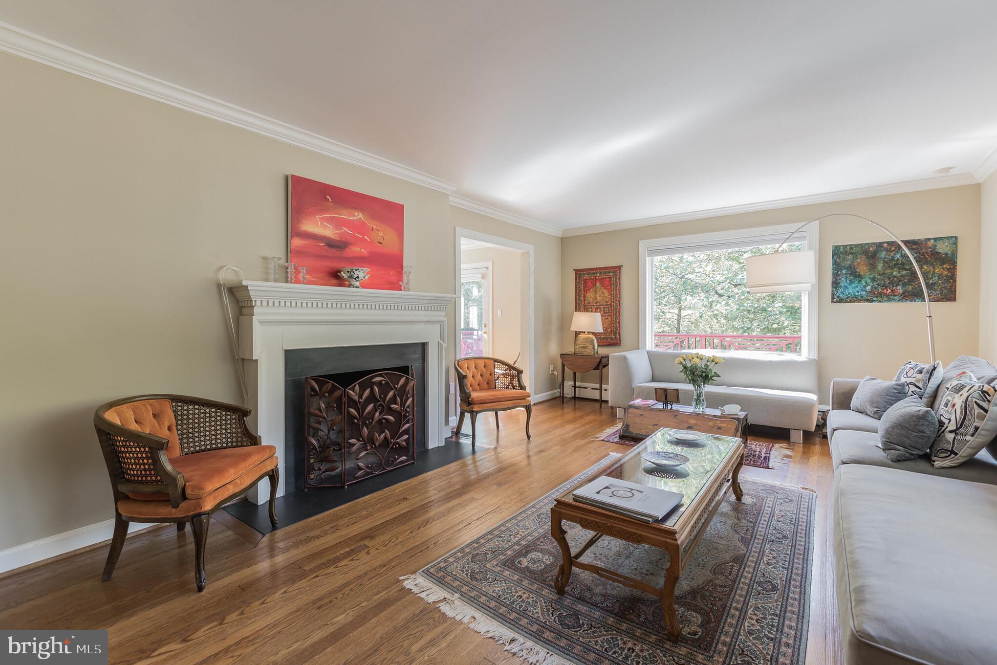4850 Langdrum Lane Chevy Chase, MD 20815 - Photo 8 of 47