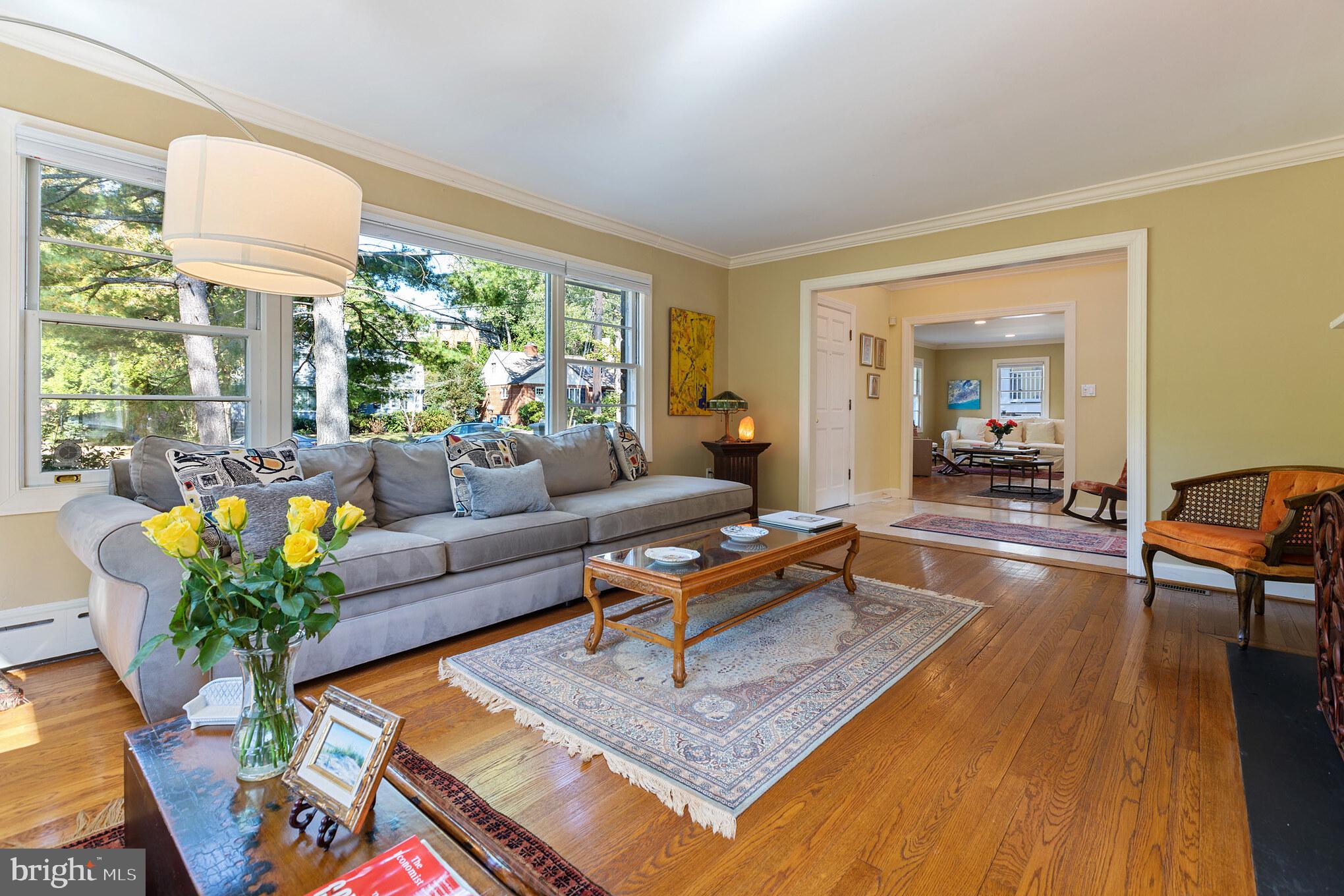4850 Langdrum Lane Chevy Chase, MD 20815 - Photo 9 of 47