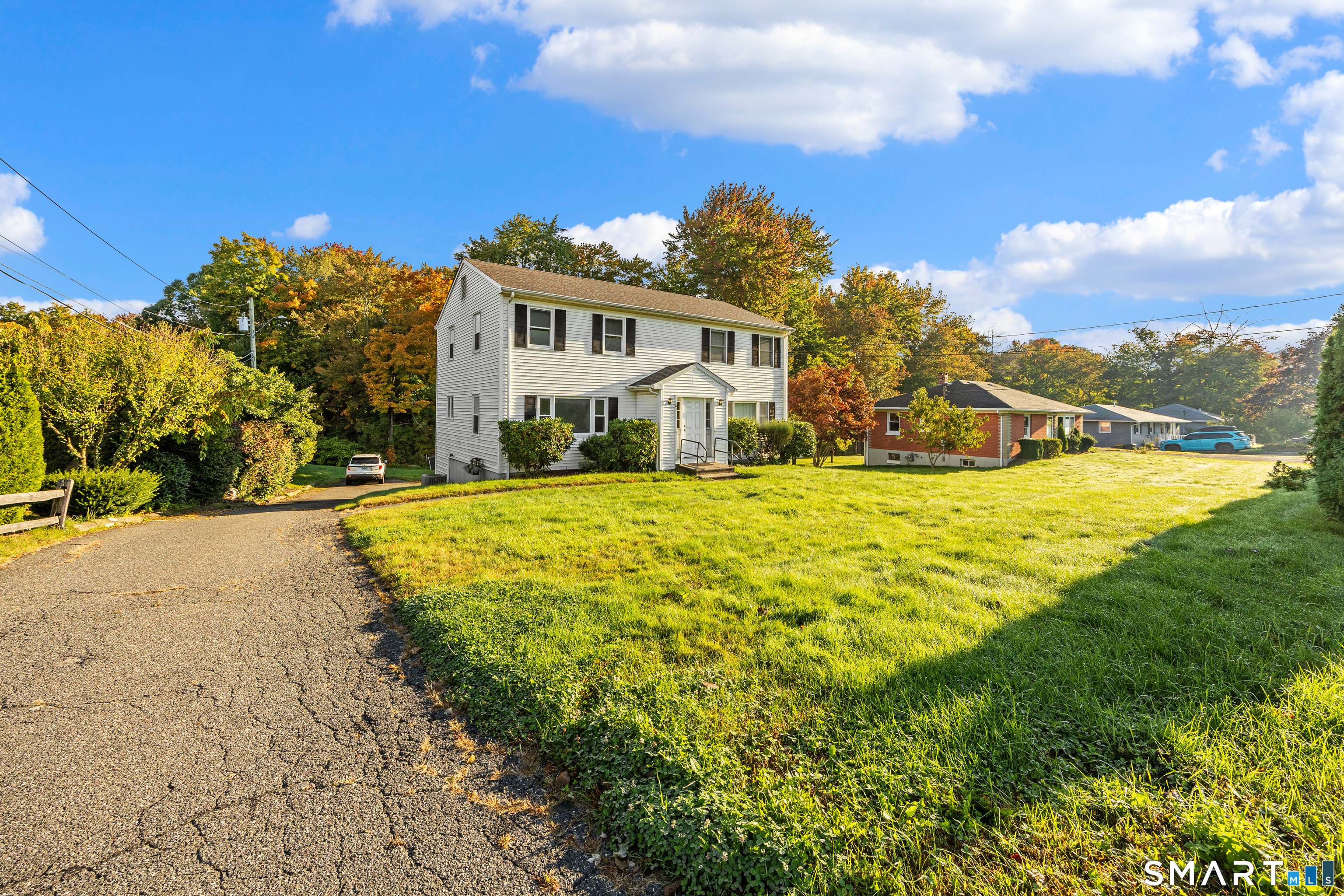 61 Bunker Hill Road Watertown, CT 06795 - Photo 2 of 25 Gallery Image 2