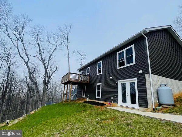 $489,900 | 1982 High Top Road, Linden, VA 22642