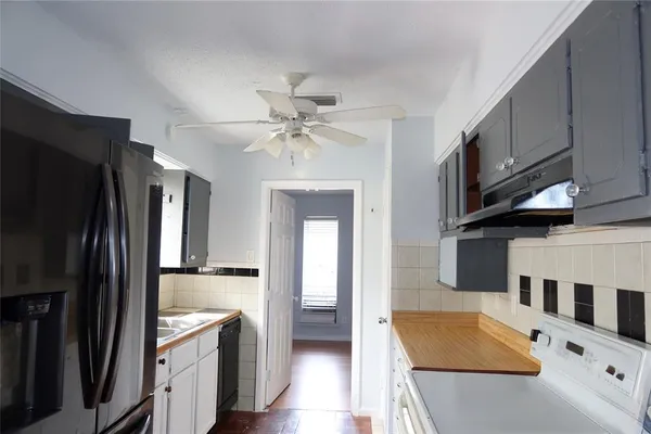 $2,200 | 3310 O O Henry Drive, Garland, TX 75042