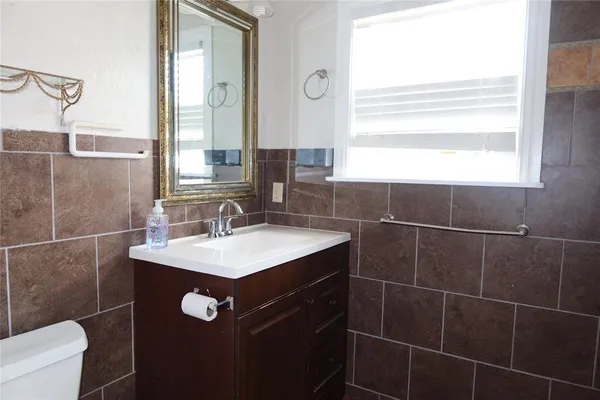 $2,200 | 3310 O O Henry Drive, Garland, TX 75042