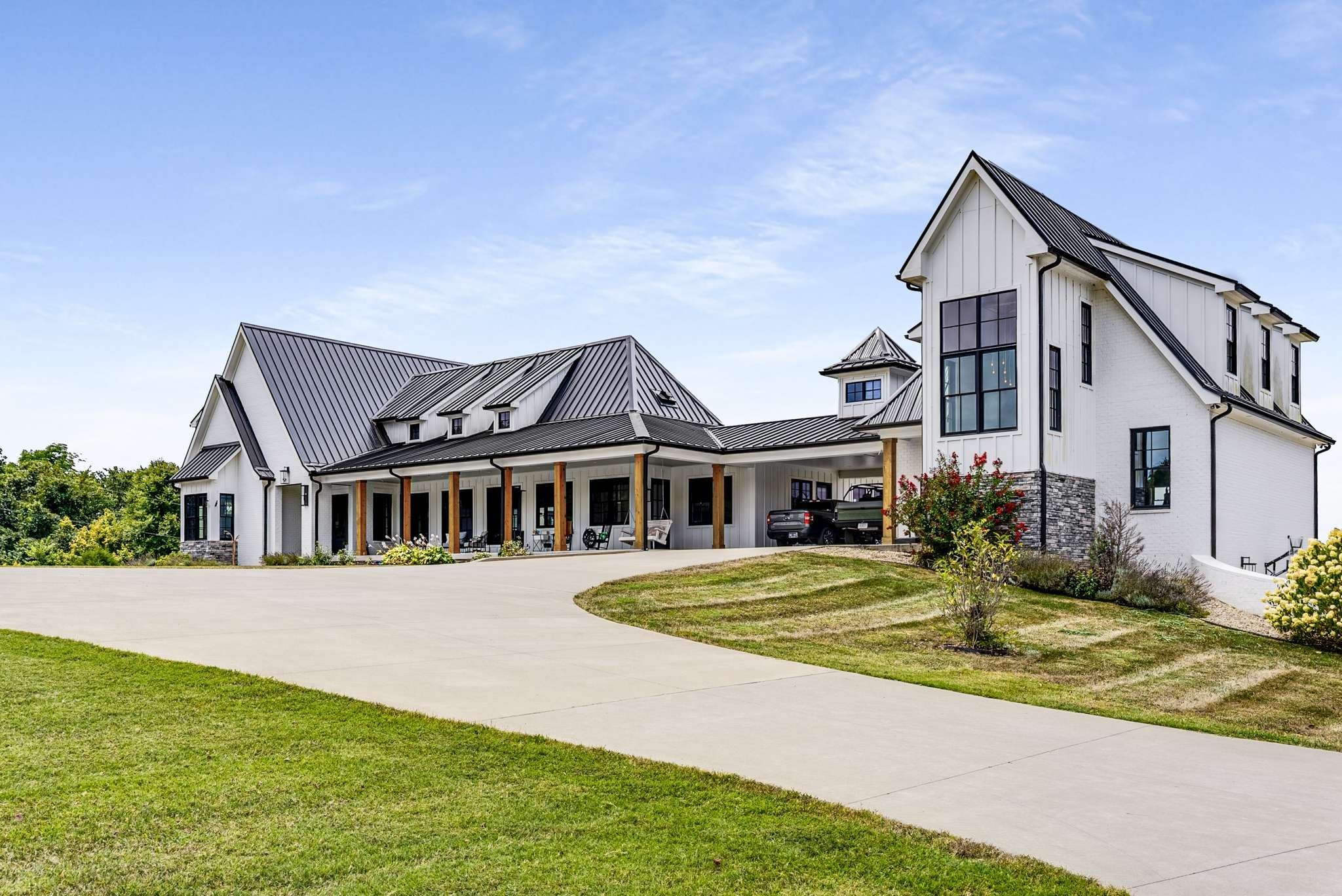 1770 Lockertsville Road Ashland City, TN 37015 - Photo 83 of 95 a front view of a house with garden