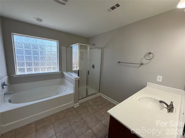 $529,900 | 3215 Shadowy Retreat Drive, Matthews, NC 28104