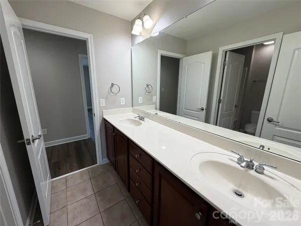 $529,900 | 3215 Shadowy Retreat Drive, Matthews, NC 28104