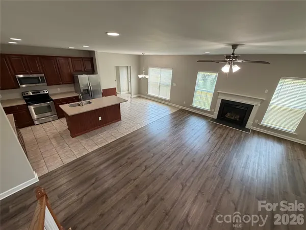 $529,900 | 3215 Shadowy Retreat Drive, Matthews, NC 28104