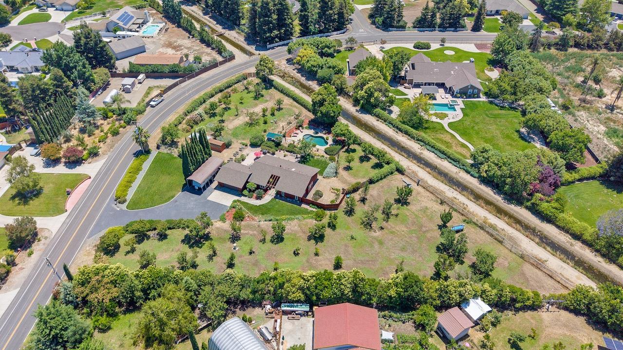 27701 Fairoaks Road Tracy, CA 95304 - Photo 3 of 65