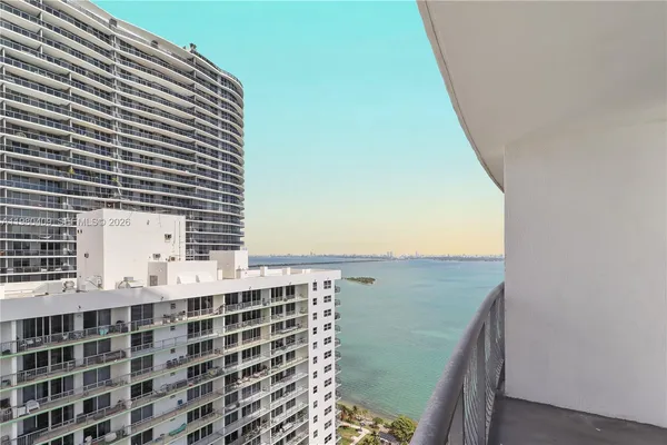$2,600 | 1750 North Bayshore Drive, Unit 3909, Miami, FL 33132