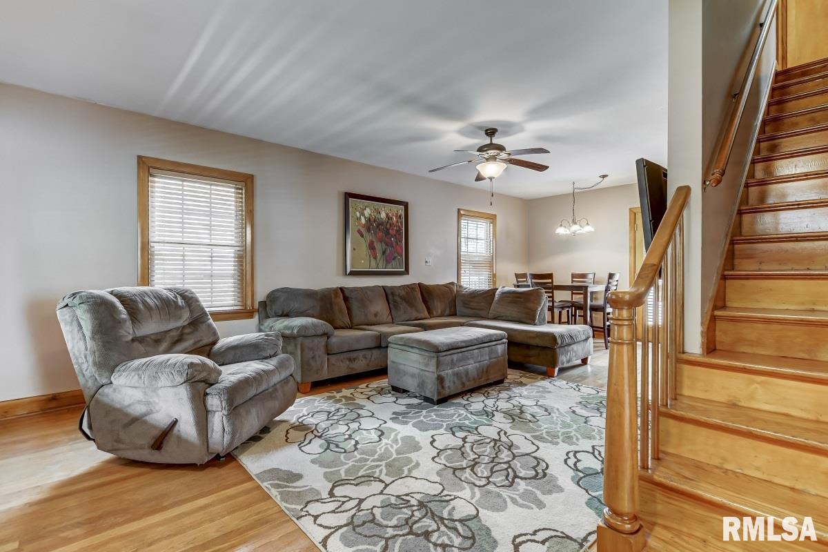 2112 South Walnut Street Springfield, IL 62704 - Photo 3 of 40