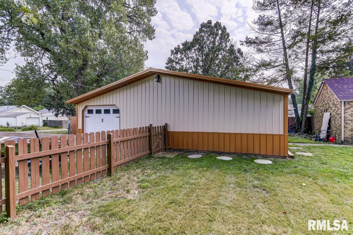 2112 South Walnut Street Springfield, IL 62704 - Photo 35 of 40