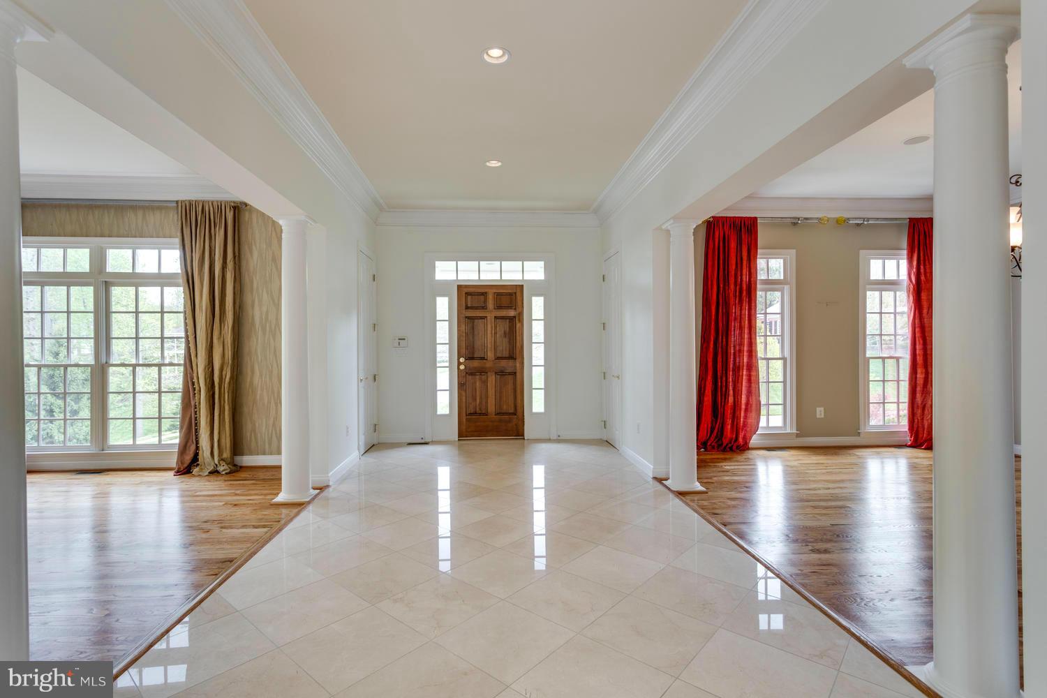 7825 Loughran Road McLean, VA 22102 - Photo 2 of 25 Foyer