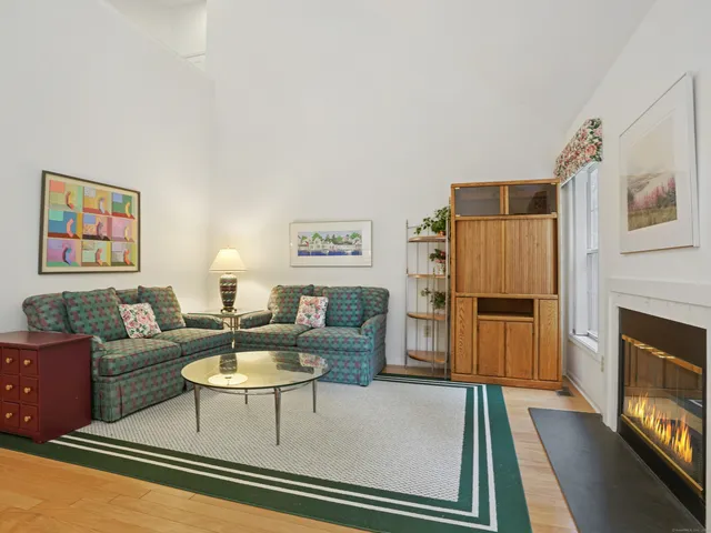 $599,000 | 98 Sullivan Farm, Unit 98, New Milford, CT 06776