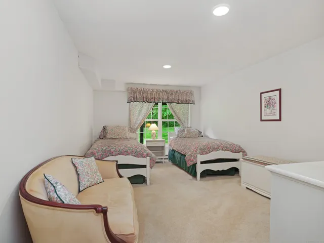 $599,000 | 98 Sullivan Farm, Unit 98, New Milford, CT 06776