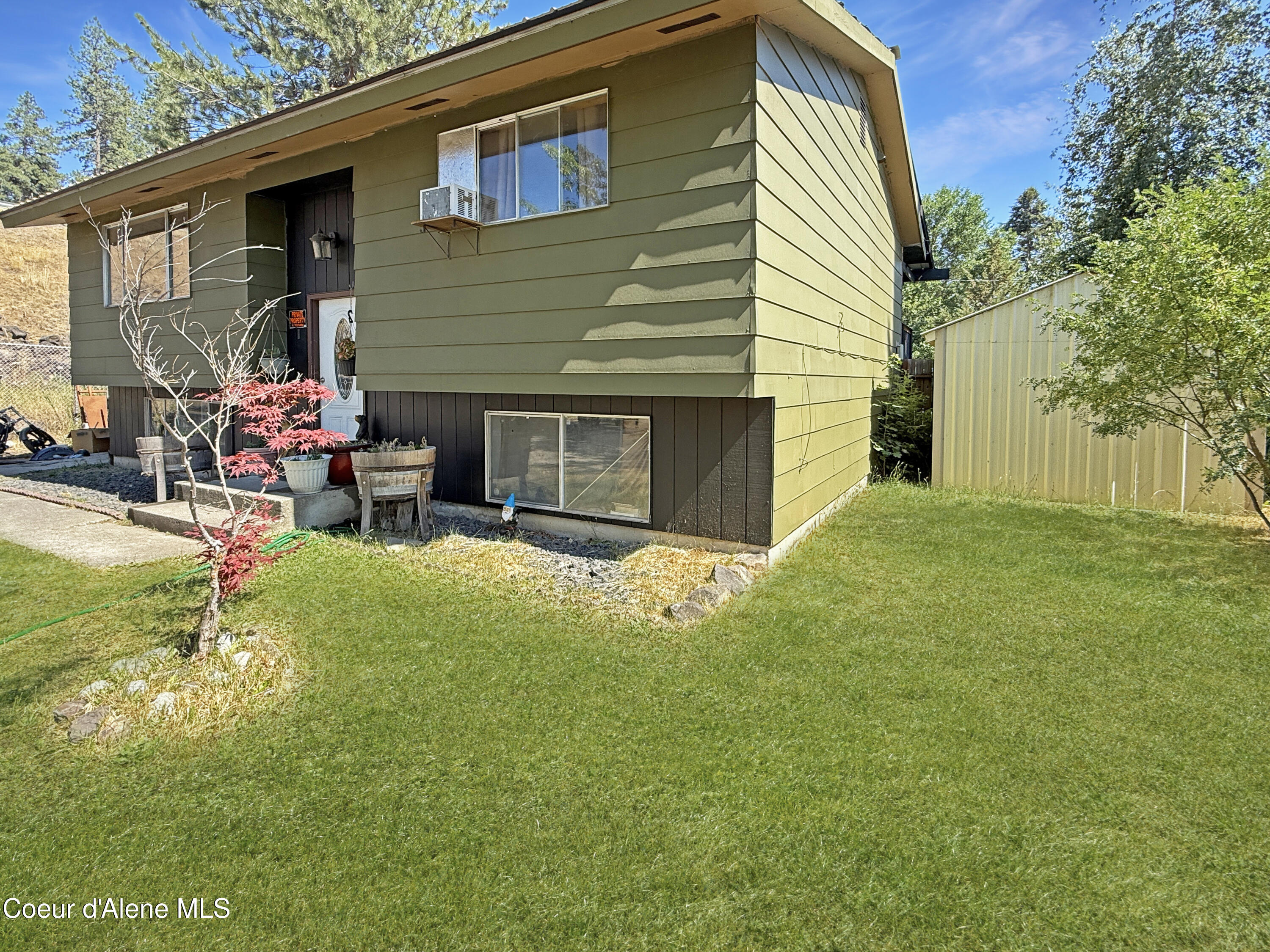 1624 East Maple Avenue Coeur D'Alene, ID 83814 - Photo 3 of 18 bf7fb35f204a428c4053d518ec4820b1af8bb3c9