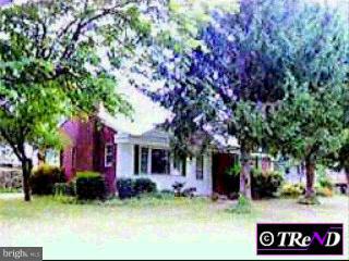 537 Springfield Avenue Folsom, PA 19033 - Photo 1 of 1 Gallery Image 1