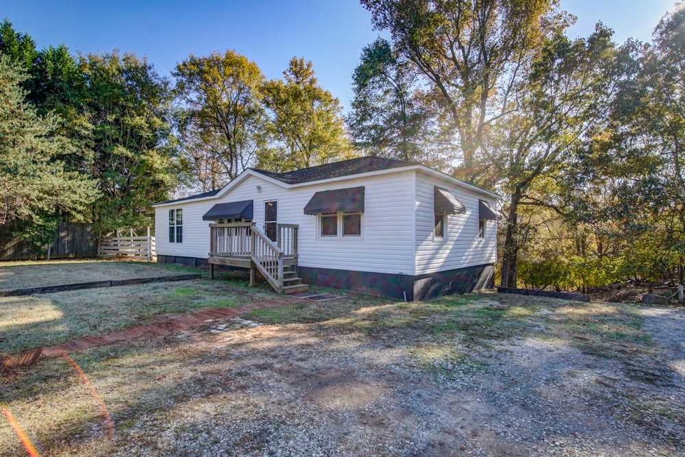 1340 Shaw Road Woodruff, SC 29388 - Photo 3 of 24 Gallery Image 3