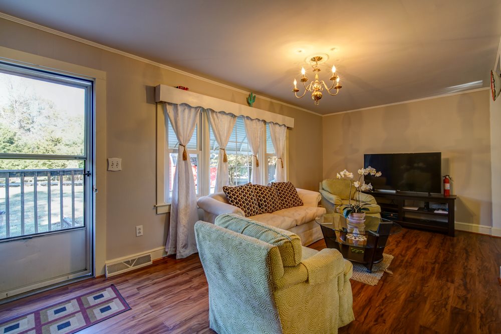 1340 Shaw Road Woodruff, SC 29388 - Photo 6 of 24 Gallery Image 6