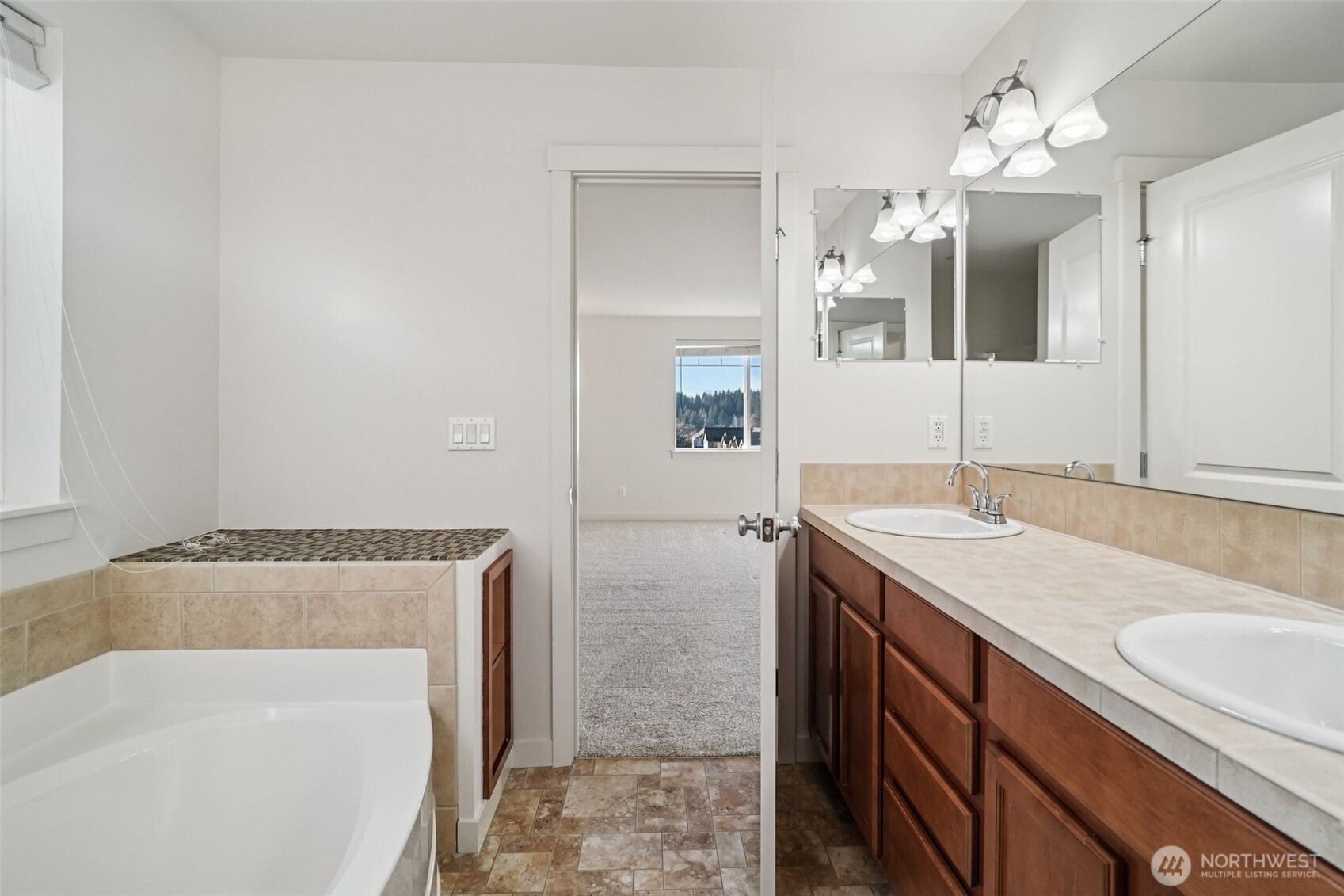 17405 14th Drive Southeast Bothell, WA 98012 - Photo 17 of 34