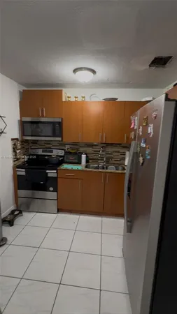 $2,700 | 1857 Northwest 113 Terrace, Unit 1857, Miami, FL 33167