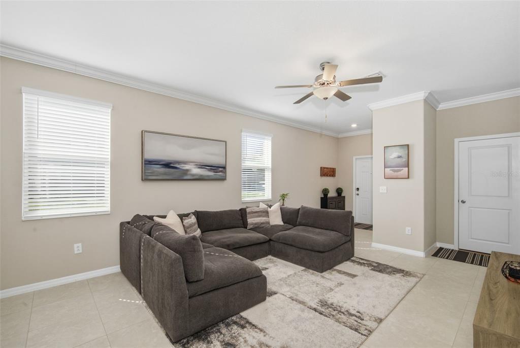 1488 Cassius Street Lutz, FL 33549 - Photo 7 of 41