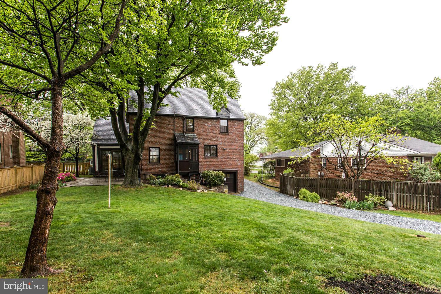 1959 Seminary Road Silver Spring, MD 20910 - Photo 21 of 22 Exterior (Rear)