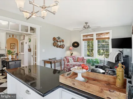 $1,395,000 | 2406 Leslie Avenue, Alexandria, VA 22301