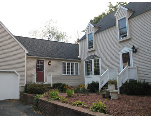 2 Apple Blossom Road Andover, MA 01810 - Photo 11 of 16 Gallery Image 11