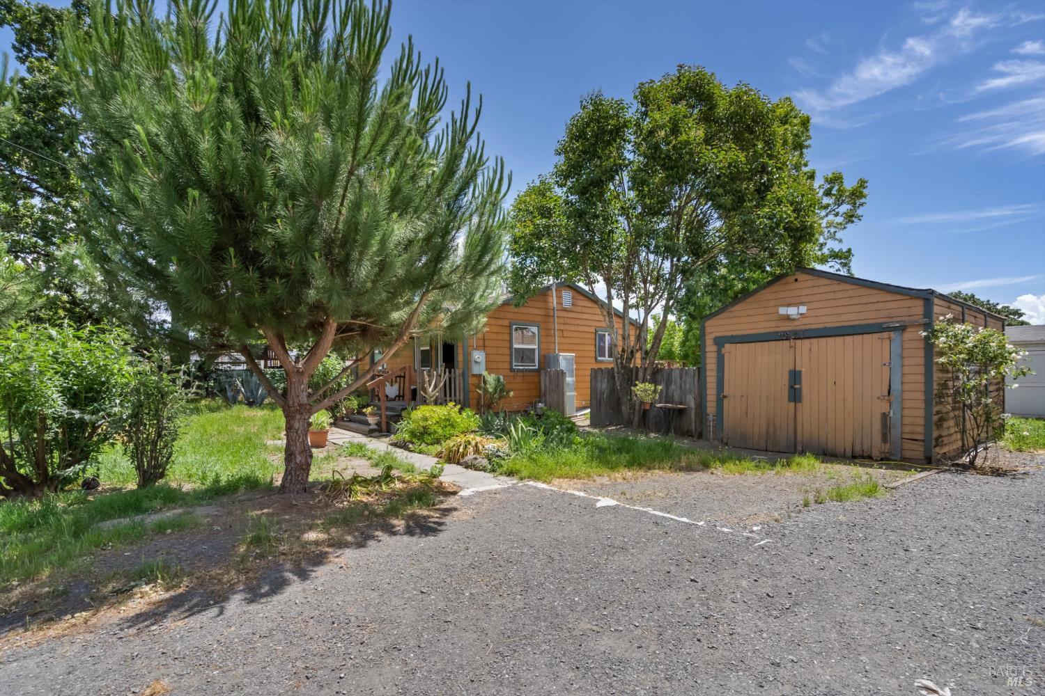 3966 Golden Gate Avenue Santa Rosa, CA 95407 - Photo 2 of 19