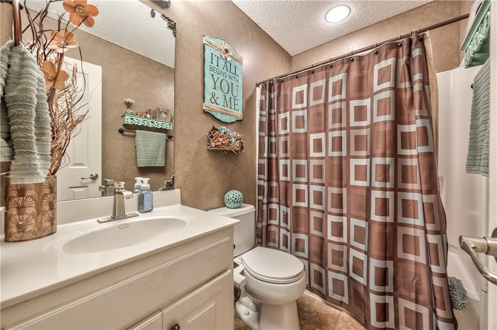 10666 South Emerald Street Olathe, KS 66061 - Photo 18 of 27